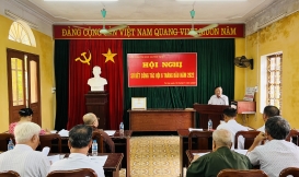 Nhận bằng khen của trung ương hội khuyến học Việt Nam
