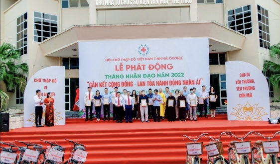 Ủng hộ tháng nhân đạo của hội chữ thập đỏ tỉnh phát động